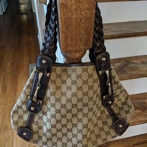 Gucci handbag